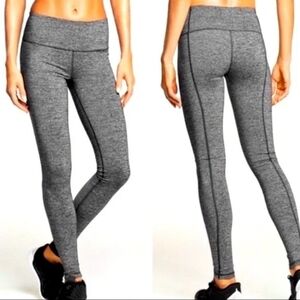 Victoria's Secret VSX Sport Women's Gray Leggings Size Large Used